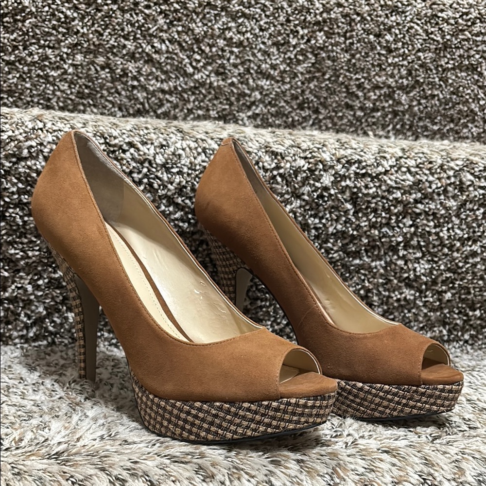 Enzo Angiolini Brown High Heels with Textured Platform